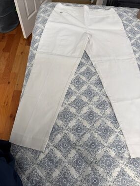 Women’s White Straight-Leg Pants